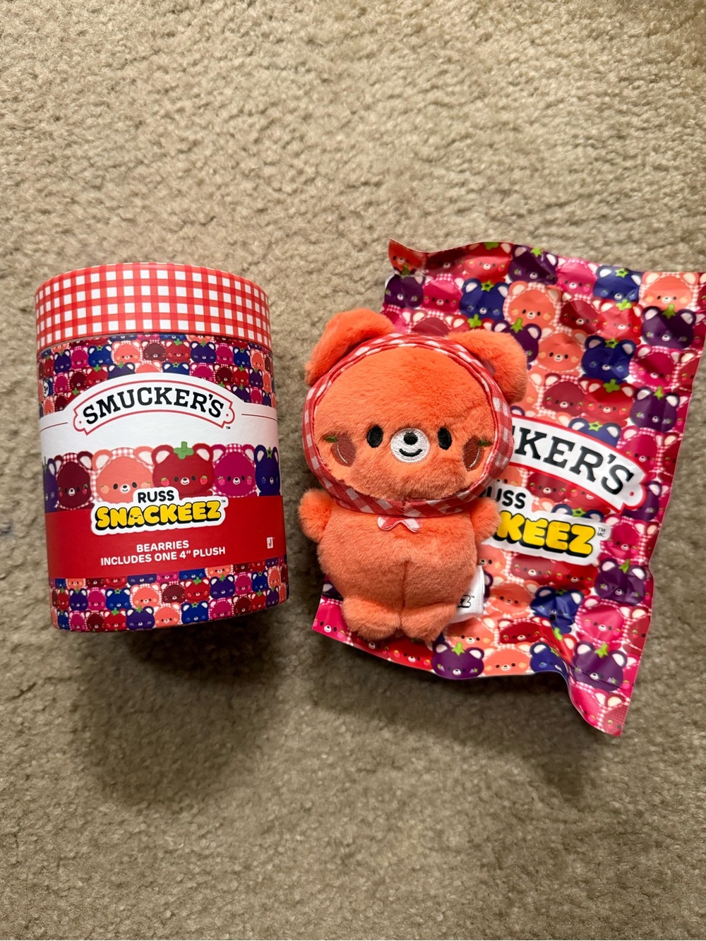 Smucker's Russ Snackeez Peach Bear Plush